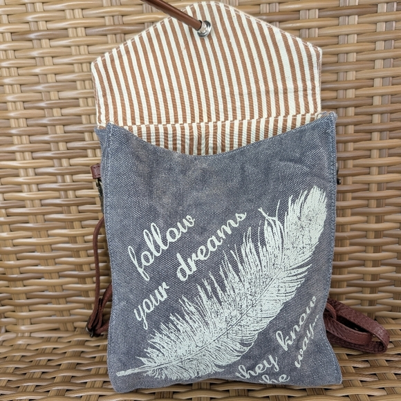 Primitives By Kathy Canvas Crossbody Bag Faux Leather Shoulder Strap Feathers - Picture 15 of 16